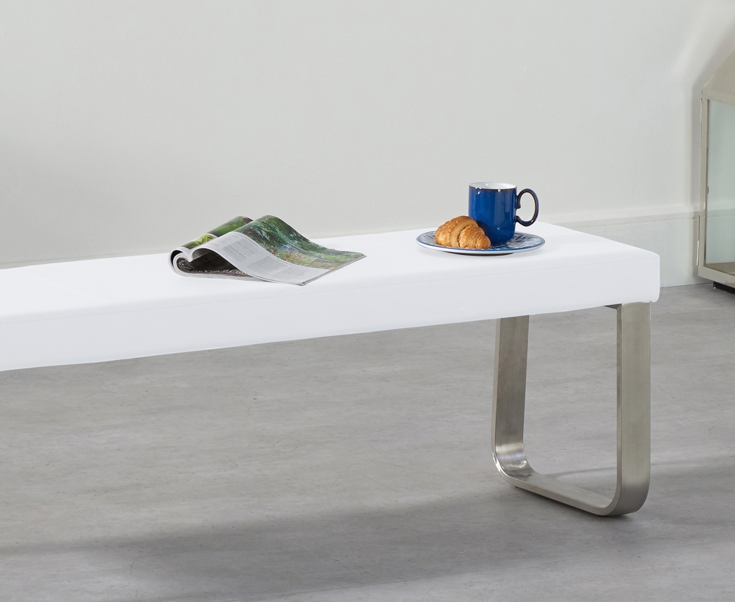 Ava-Large-White-Bench-PT32679-4.jpg