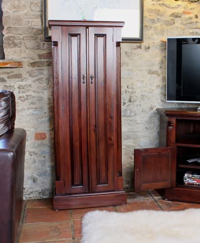 Oak-Furniture-House-Baumhaus-La-Roque-CDDVD-Cupboard-B004PJYI8W.jpg
