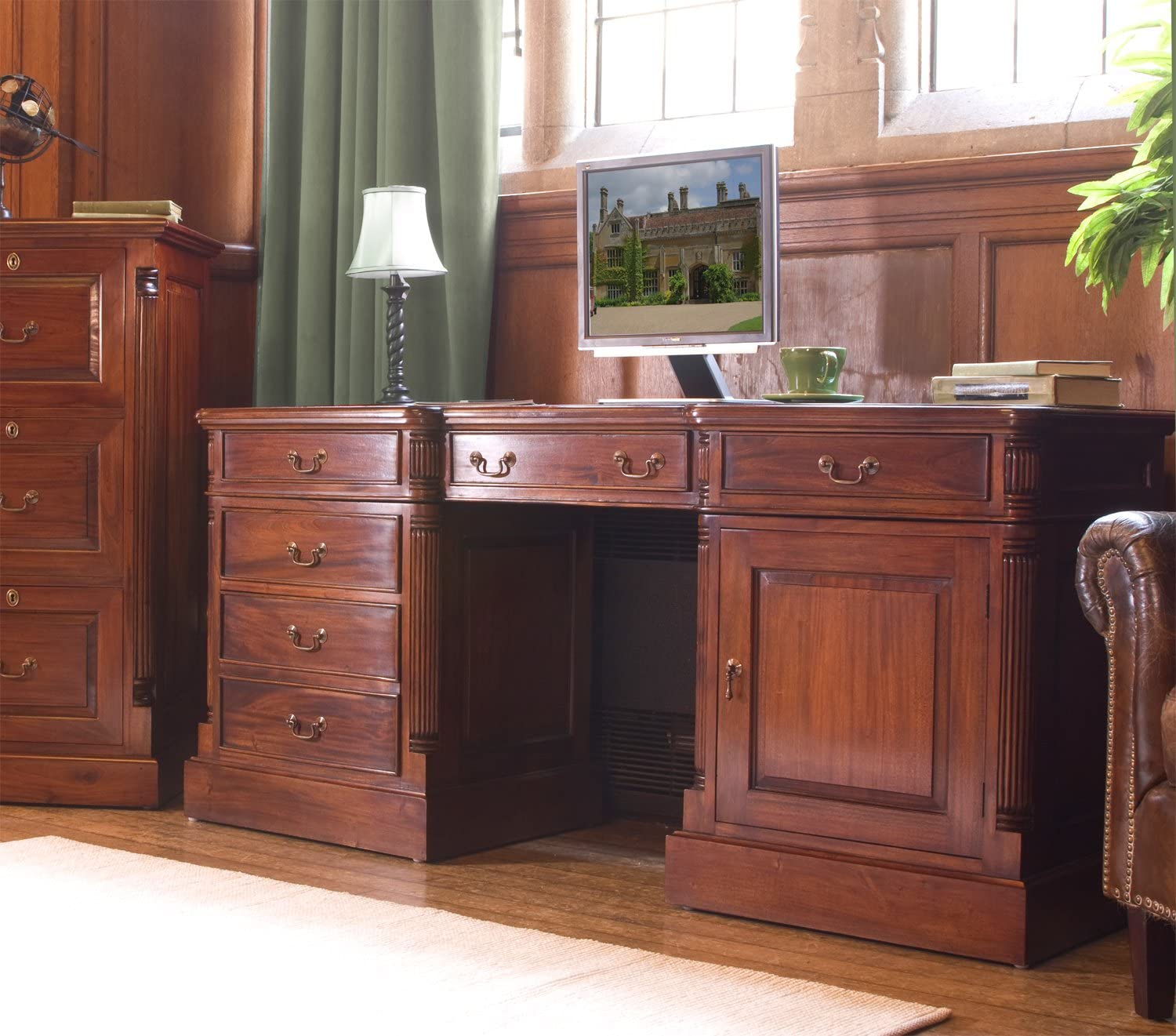 baumhaus-La-Roque-Twin-Pedestal-Computer-Desk-B003IW0FO8-4.jpg