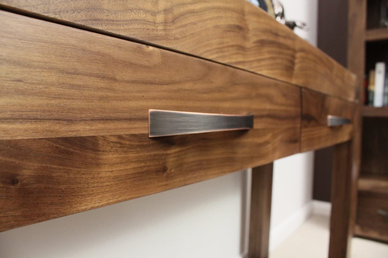 baumhaus-Mayan-Walnut-Large-Low-Sideboard-B00ANM3DSQ-6.jpg