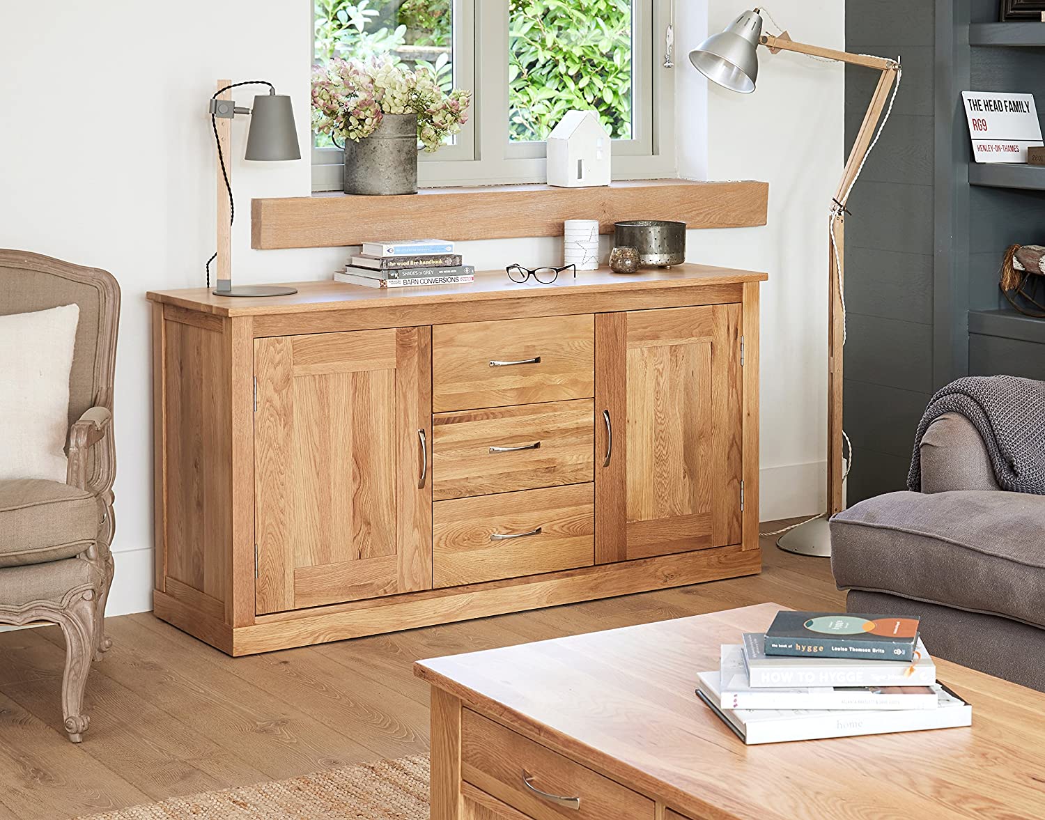 baumhaus-Mobel-Oak-Large-Sideboard-B003IPMICC-1.jpg