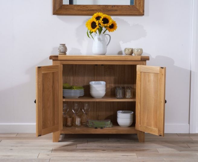 york_90cm_2_door_oak_sideboard_open_1-2.jpg